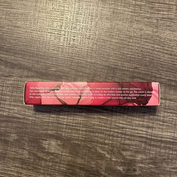 NEW - CHELLA
Tantalizing Taupe Eyebrow Cream. 1.5g/0.053oz - Picture 3 of 7